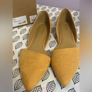 Women’s Sueded Flats from JCrew Factory Size 10